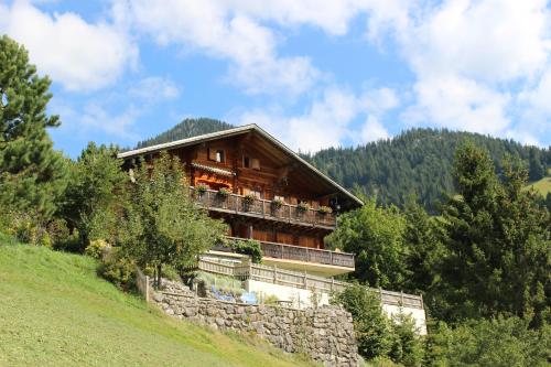 Chateau-d'Oex Switzerland Last Minute Discount Code Agoda.com