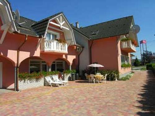 Balatonlelle Hongarije Laatste minuut Kortingscode Booking.com