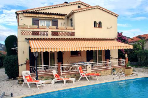 Mandelieu-la-Napoule Francia Último Minuto Código de Descuento Booking.com
