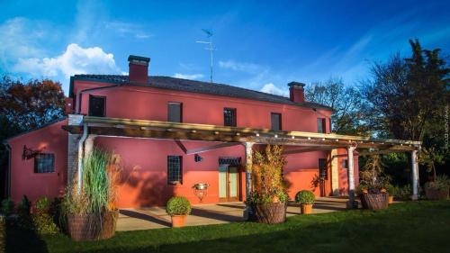 Occhiobello Italy Last Minute Discount Code Agoda.com
