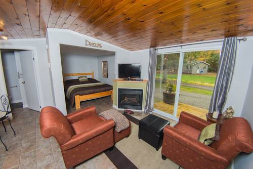Algonquin Highlands (Ontario) Canada Last Minute Discount Code Booking.com