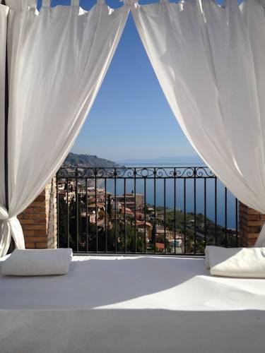 Taormina Italia Último Minuto Código de Descuento Booking.com