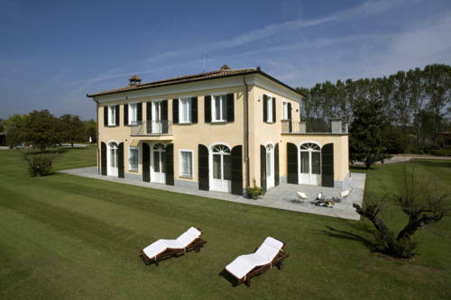Castelnuovo Belbo Italien Last-Minute-Rabattcode Booking.com