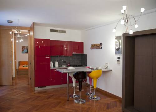 Milano Italia Último Minuto Código de Descuento Booking.com