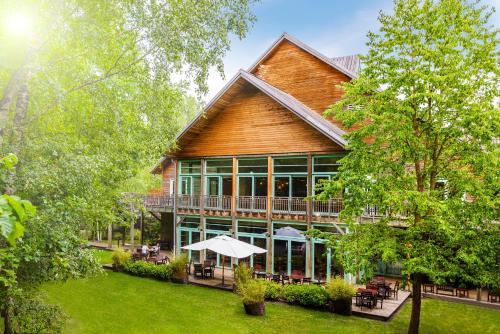 Plailly France Last Minute Discount Code Agoda.com