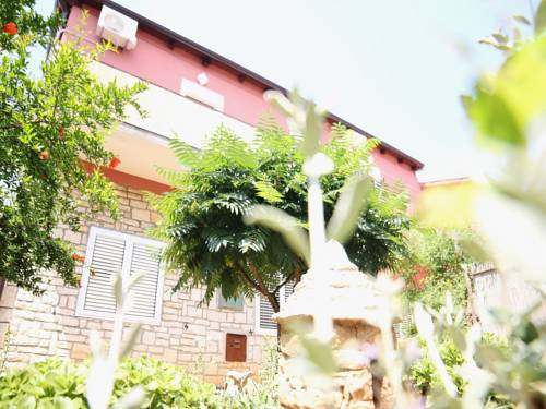 Rovinj Croacia Último Minuto Código de Descuento Booking.com