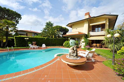 Lido di Camaiore Italy Last Minute Discount Code Booking.com