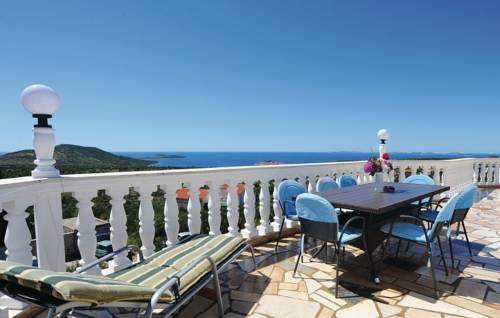 Primošten Croatia Last Minute Discount Code Booking.com