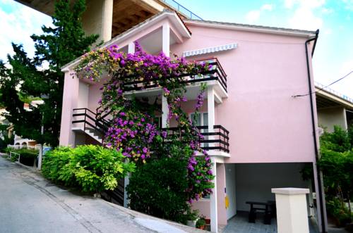 Podgora Kroatien Last-Minute-Rabattcode Booking.com