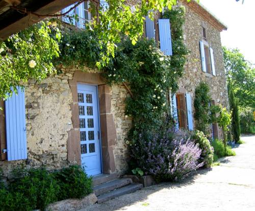 Trevien Frankreich Last-Minute-Rabattcode Booking.com
