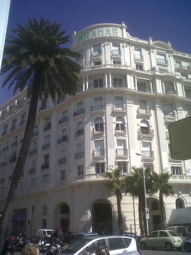 Cannes Francia Último Minuto Código de Descuento Booking.com
