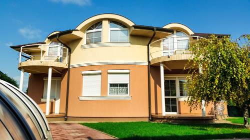 Siófok Hungría Último Minuto Código de Descuento Booking.com