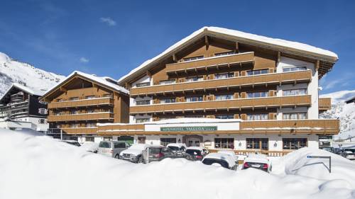 Zürs Austria Last Minute Discount Code Booking.com