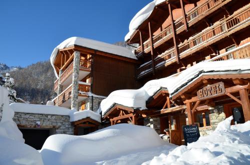 Val-d'Isere France Last Minute Discount Code Agoda.com