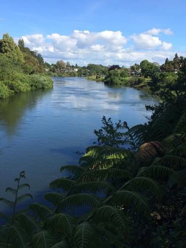 Hamilton New Zealand Last Minute Discount Code Booking.com