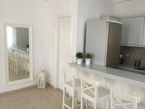 Adámas Greece Last Minute Discount Code Booking.com