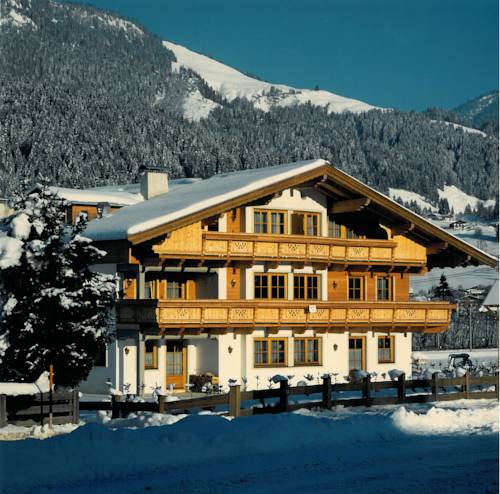 St. Johann In Tirol Österreich Last-Minute-Rabattcode Booking.com