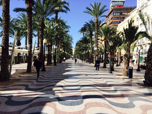 Alicante Spanje Laatste minuut Kortingscode Booking.com