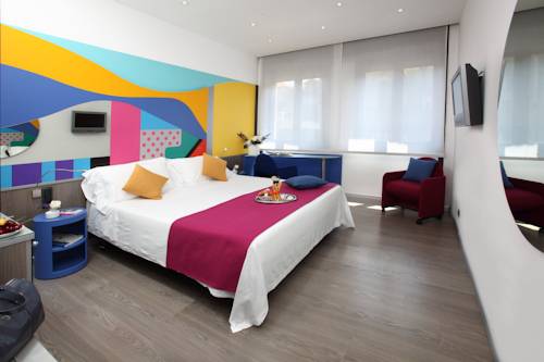 Milán Italia Último Minuto Código de Descuento Booking.com