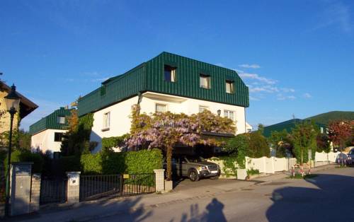 Gumpoldskirchen Austria Last Minute Discount Code Booking.com