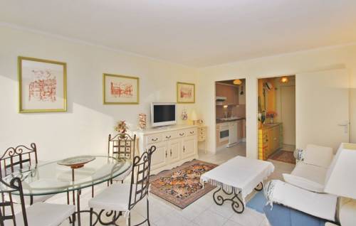 Cannes Francia Último Minuto Código de Descuento Booking.com