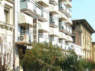 Salo Italy Last Minute Discount Code Agoda.com