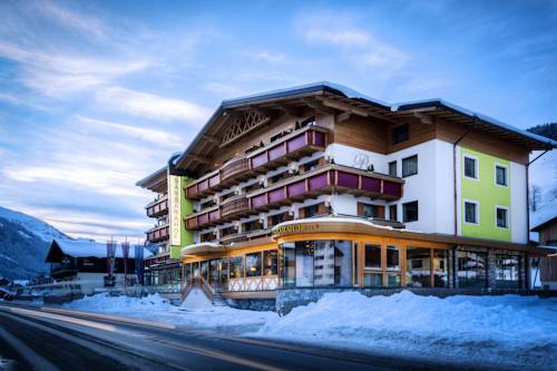 Saalbach Austria Último Minuto Código de Descuento Booking.com