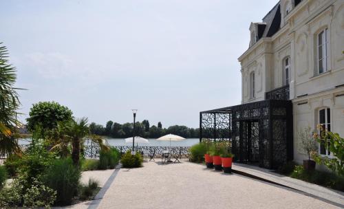 Les Ponts-de-Ce France Last Minute Discount Code Agoda.com