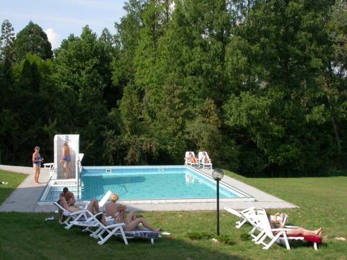 Hévíz Hungría Último Minuto Código de Descuento Booking.com