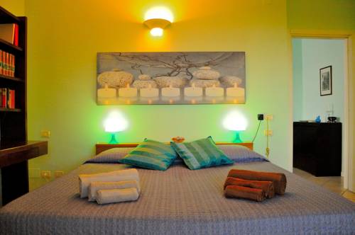 Busto Arsizio Italien Last-Minute-Rabattcode Booking.com