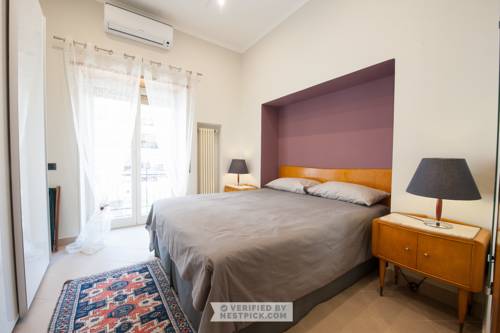 Napoli Italien Last-Minute-Rabattcode Booking.com