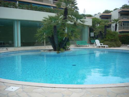 Cannes Francia Último Minuto Código de Descuento Booking.com