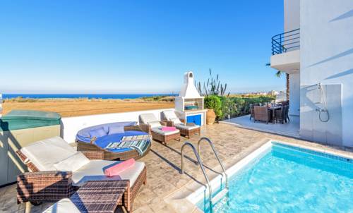 Protaras Chipre Último Minuto Código de Descuento Booking.com