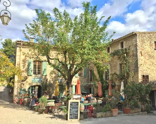 Oppède France Last Minute Discount Code Booking.com