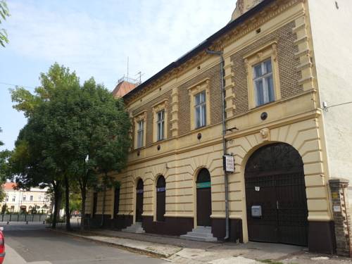Nagykőrös Ungarn Last-Minute-Rabattcode Booking.com
