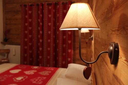 der Raum Italien Last-Minute-Rabattcode Booking.com