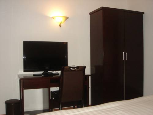 Foetz Luxembourg Last Minute Discount Code Booking.com