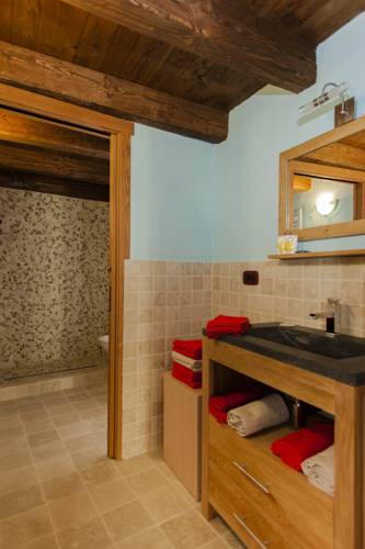 La Salle Italy Last Minute Discount Code Booking.com