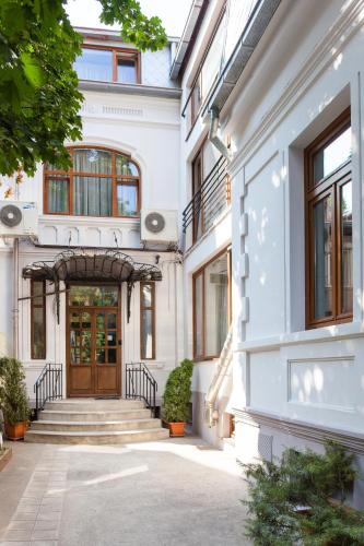 Bucharest Romania Last Minute Discount Code Agoda.com