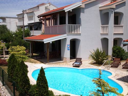 Banjol Croacia Último Minuto Código de Descuento Booking.com
