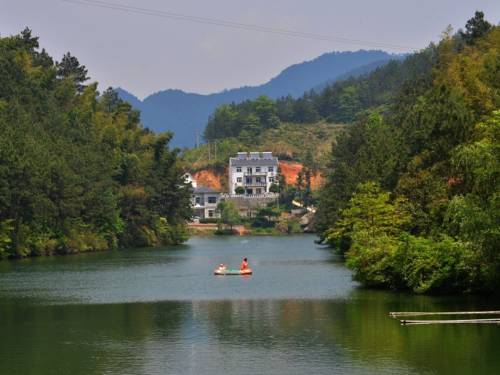 Qianshan China Last Minute Discount Code Booking.com