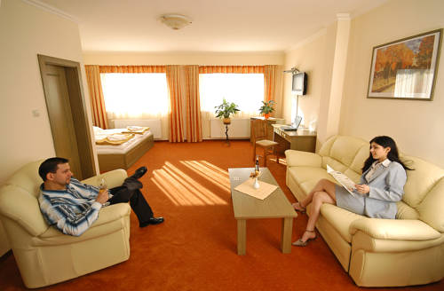 Abda Hungary Last Minute Discount Code Booking.com