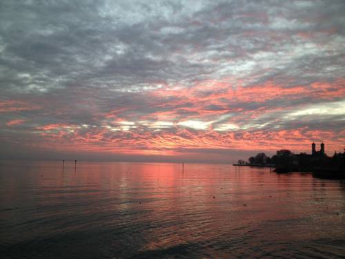 Friedrichshafen Deutschland Last-Minute-Rabattcode Booking.com