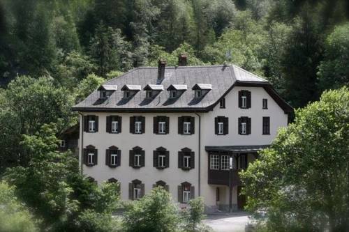 Vals (Peiden) Switzerland Last Minute Discount Code Booking.com