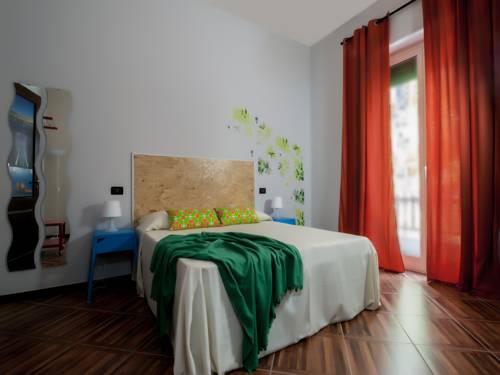 Napoli Italië Laatste minuut Kortingscode Booking.com