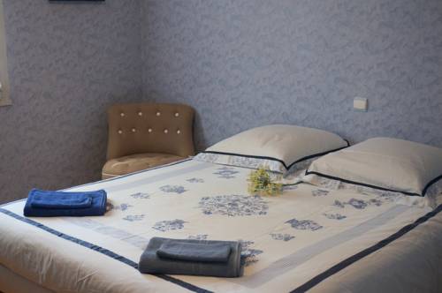 Chomérac Frankreich Last-Minute-Rabattcode Booking.com