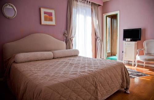 Pompei Italy Last Minute Discount Code Booking.com