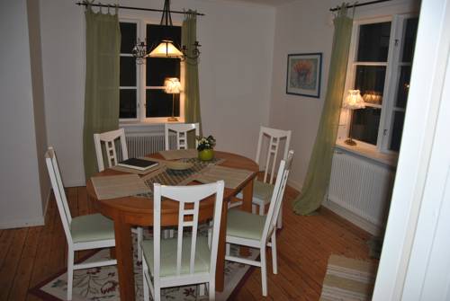 Rosersberg Schweden Last-Minute-Rabattcode Booking.com