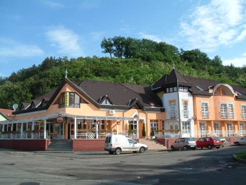 Salgótarján Ungarn Last-Minute-Rabattcode Booking.com