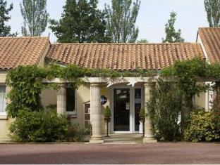 Saint-Martin-les-Melle France Last Minute Discount Code Agoda.com